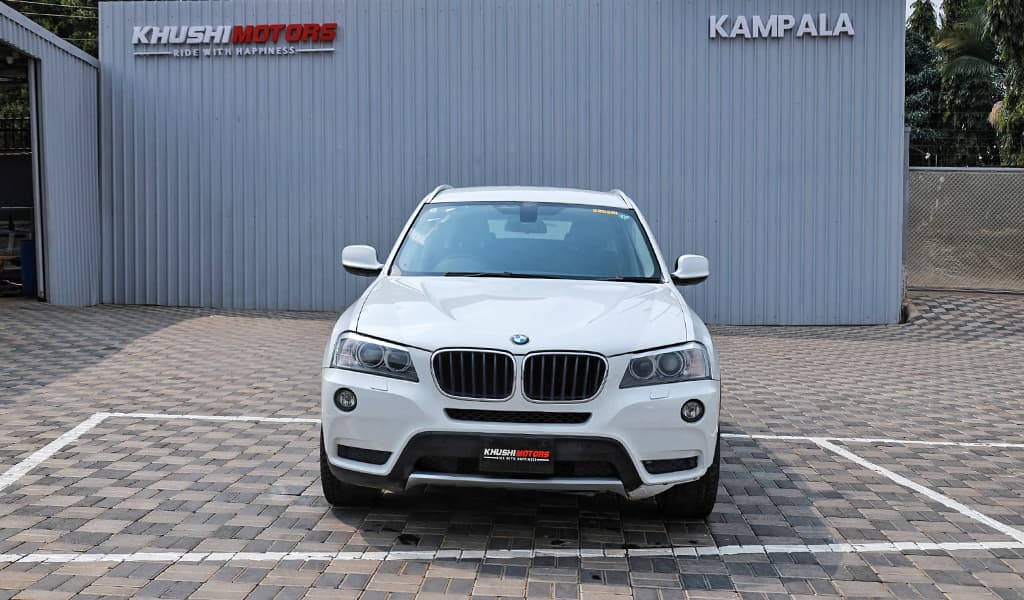 2012 Bmw X3 xDrive 20D Hiline package image-8