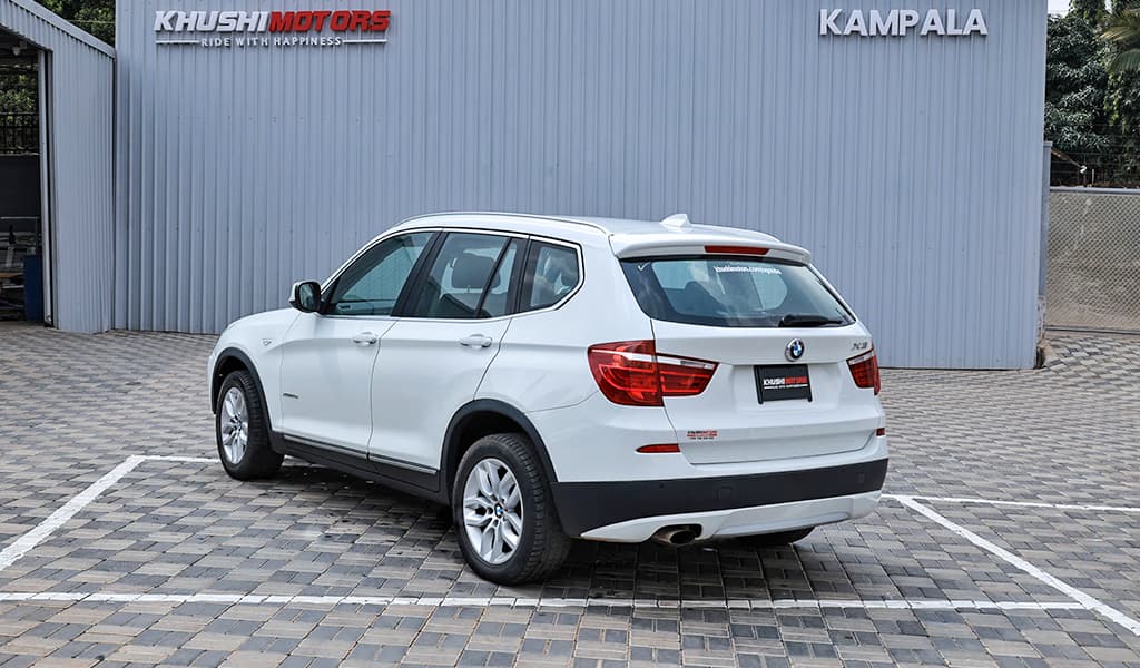 2012 Bmw X3 xDrive 20D Hiline package image-10