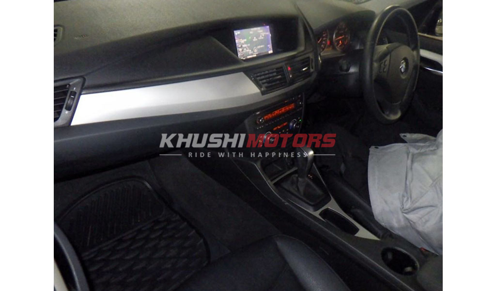 2012 Bmw X1 sDrive 18i image-6