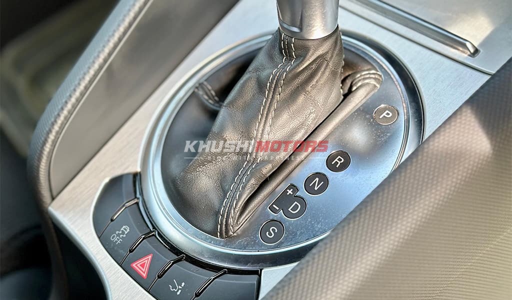 2011 Audi TT Coupe image-16