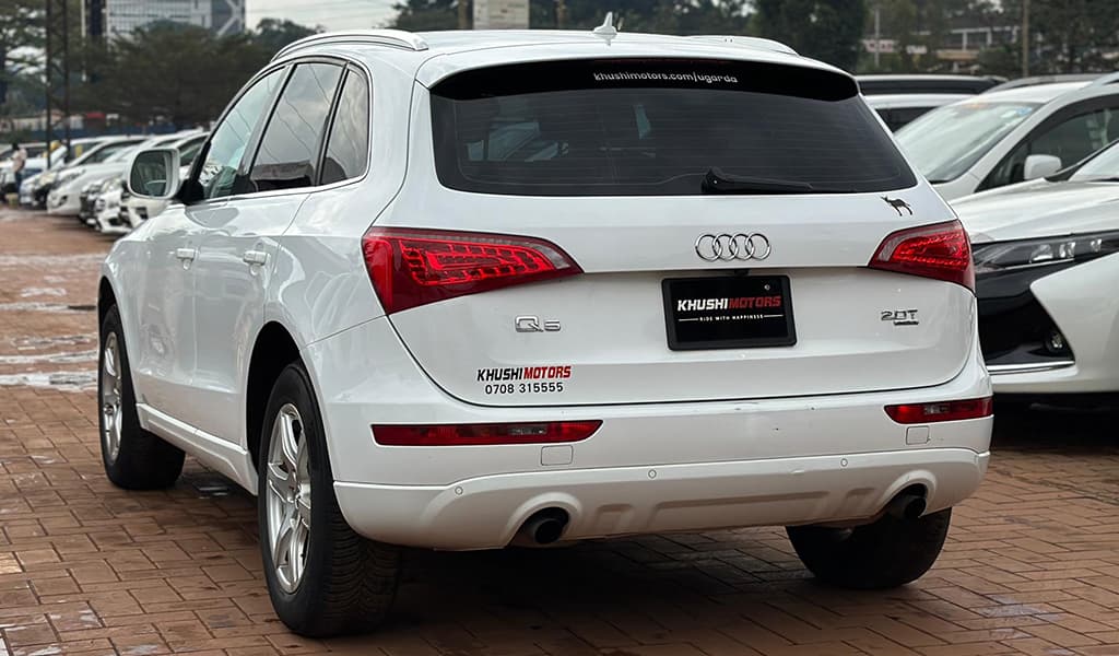 2011 Audi Q5 TFSI Quatro image-11