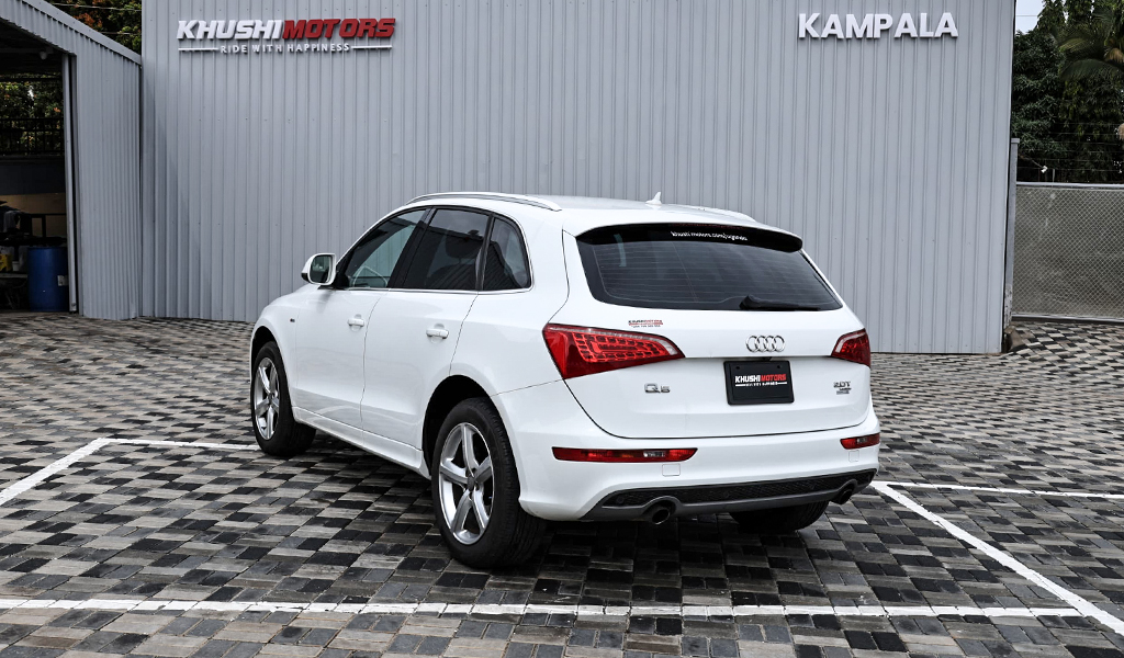 2012 Audi Q5 S Line TFSI Quatro image-9