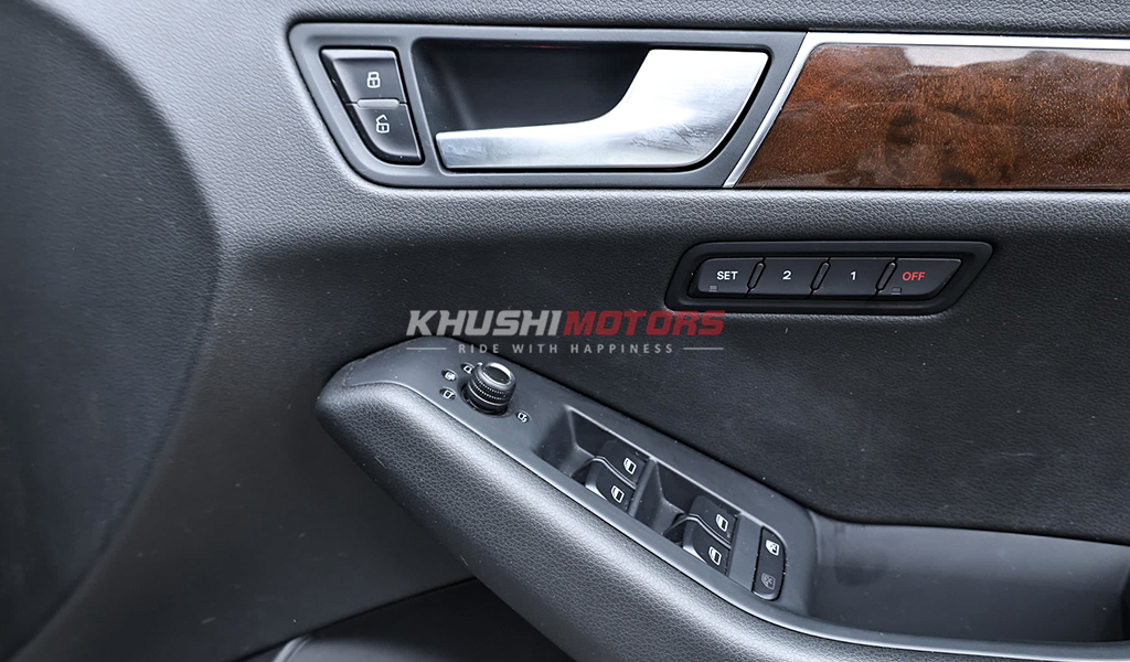 2012 Audi Q5 S Line TFSI Quatro image-12
