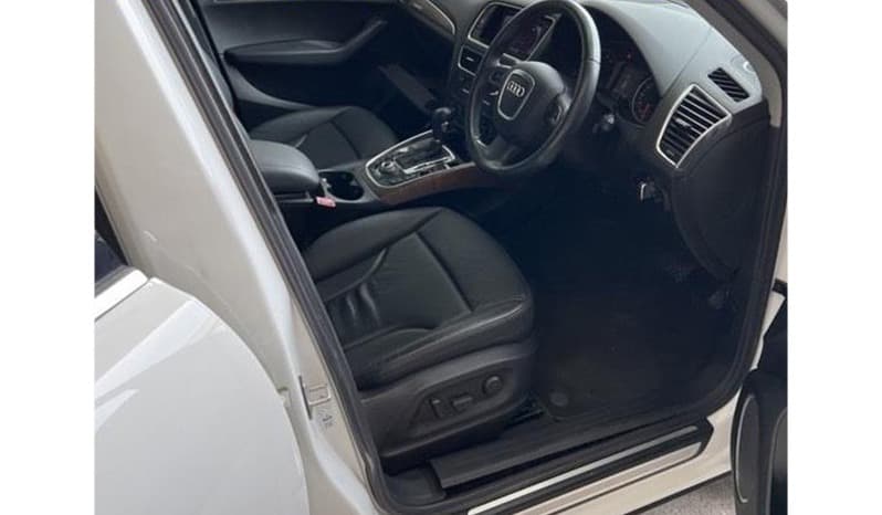 2012 Audi Q5 TFSI Quatro image-4