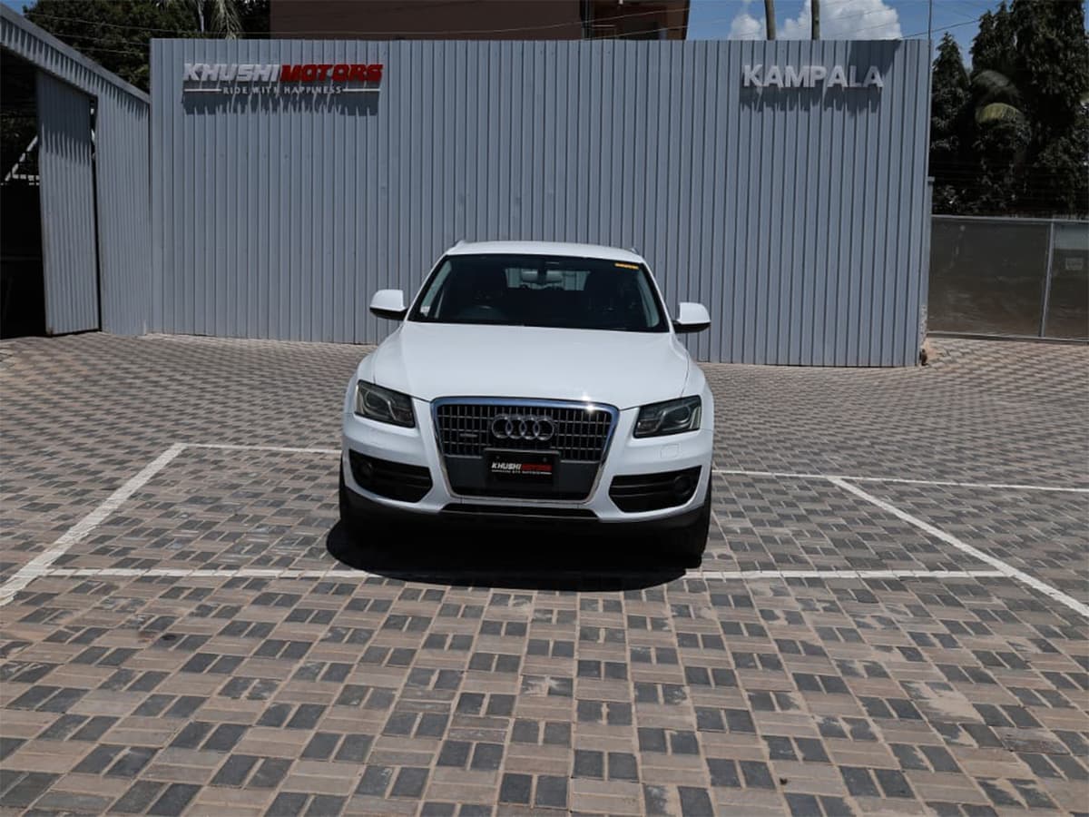 2012 Audi Q5 TFSI Quatro image-6