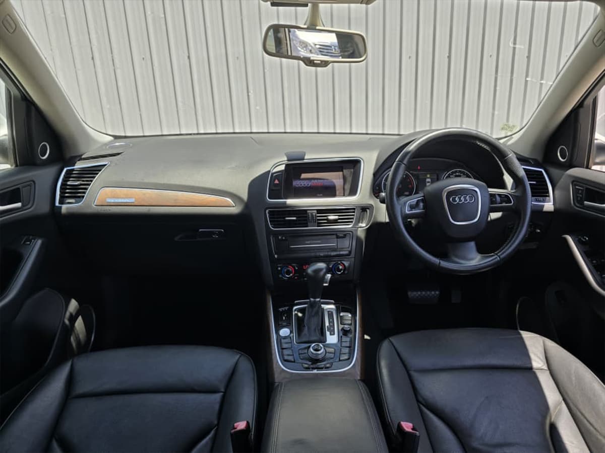 2012 Audi Q5 TFSI Quatro image-11
