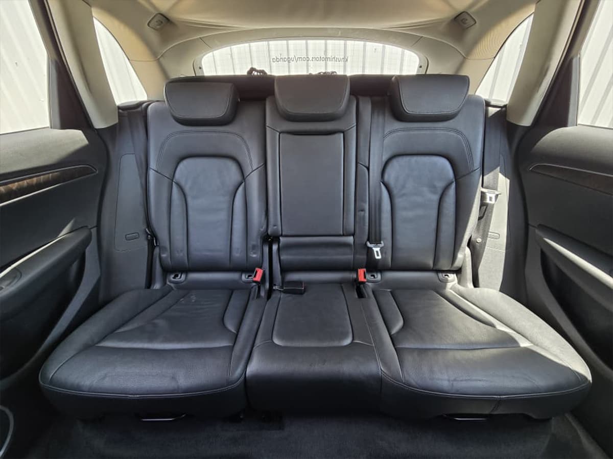2012 Audi Q5 TFSI Quatro image-13