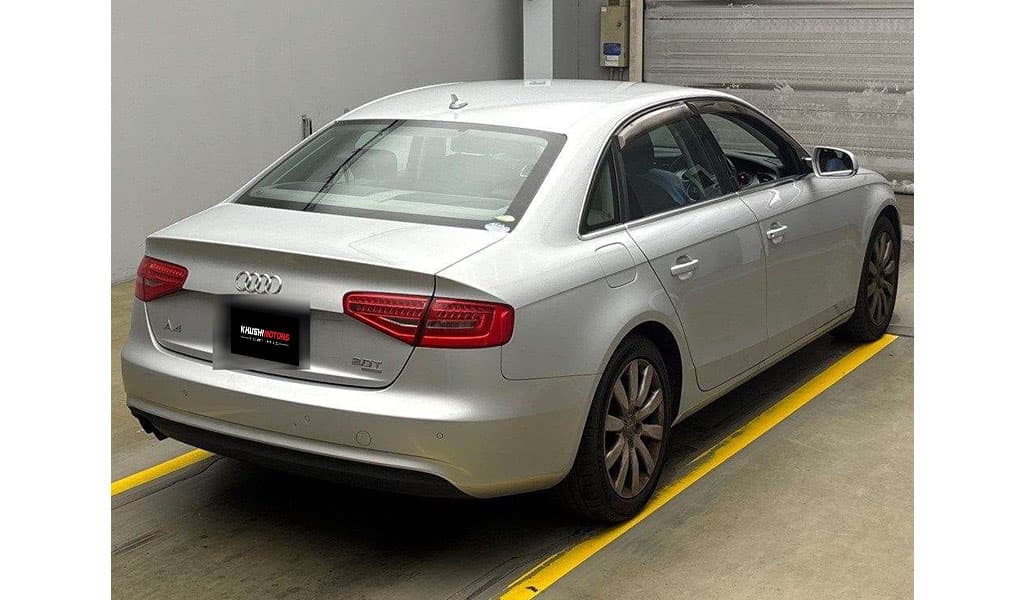 2012 Audi A4 2.0 TFSI Quatro image-5