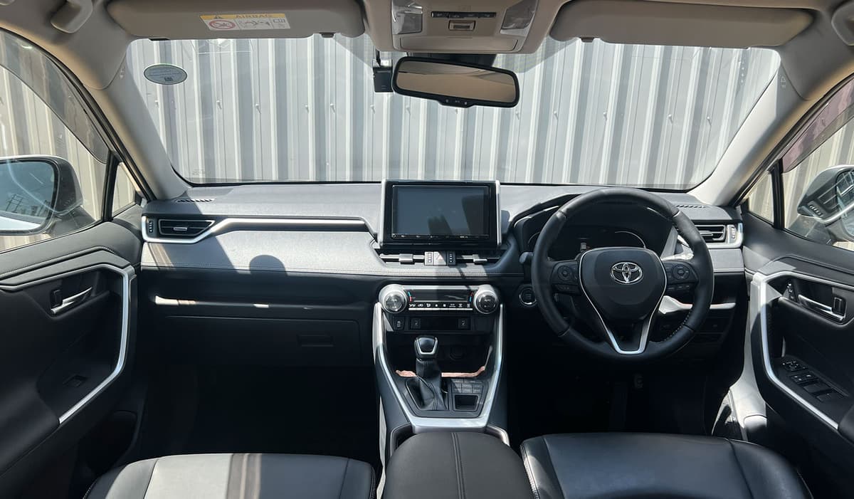 2019 Toyota RAV-4 G image-6