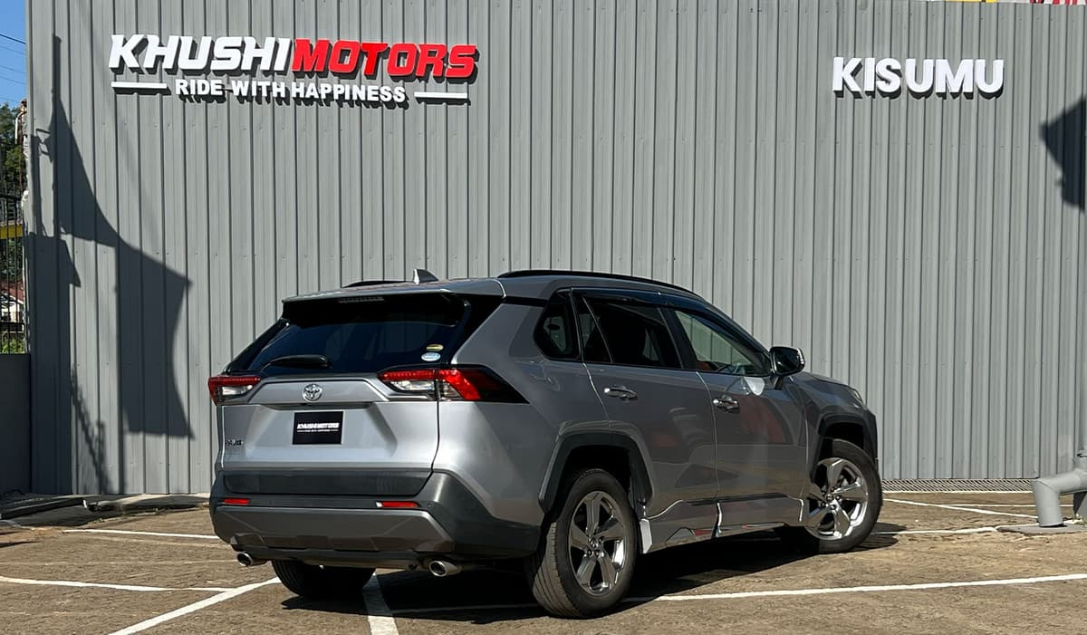 2019 Toyota RAV-4 G image-7