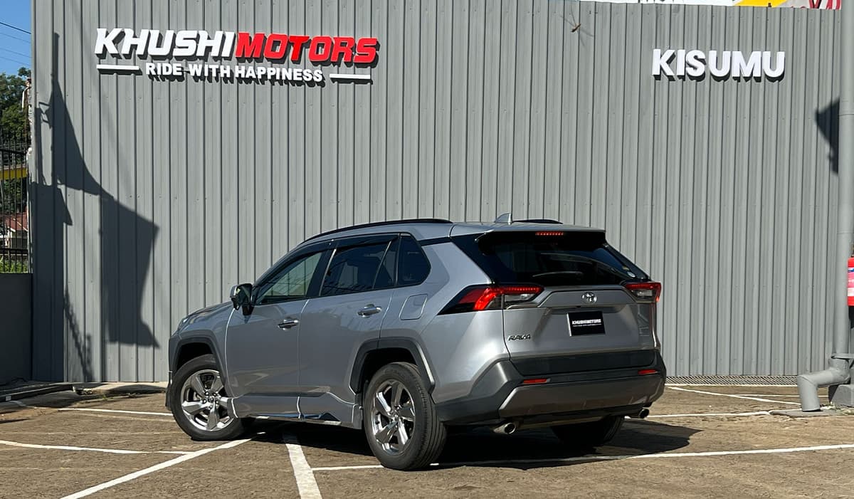 2019 Toyota RAV-4 G image-9