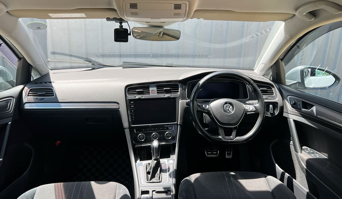 2018 Volkswagen Golf Alltrack image-5
