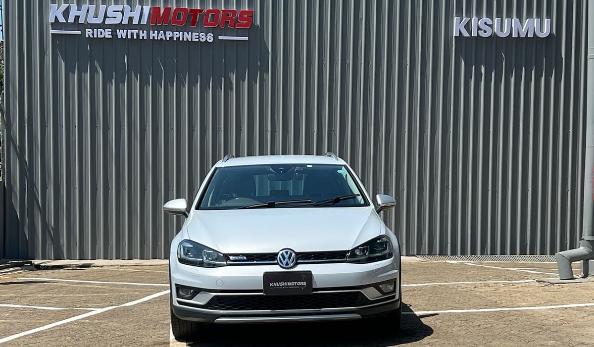 2018 Volkswagen Golf Alltrack image-10