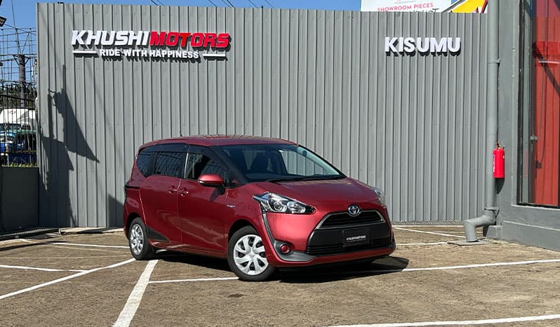 2018 Toyota Sienta Hybrid X image-1