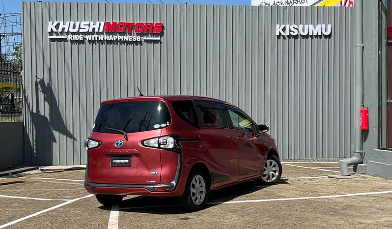 2018 Toyota Sienta Hybrid X image-6
