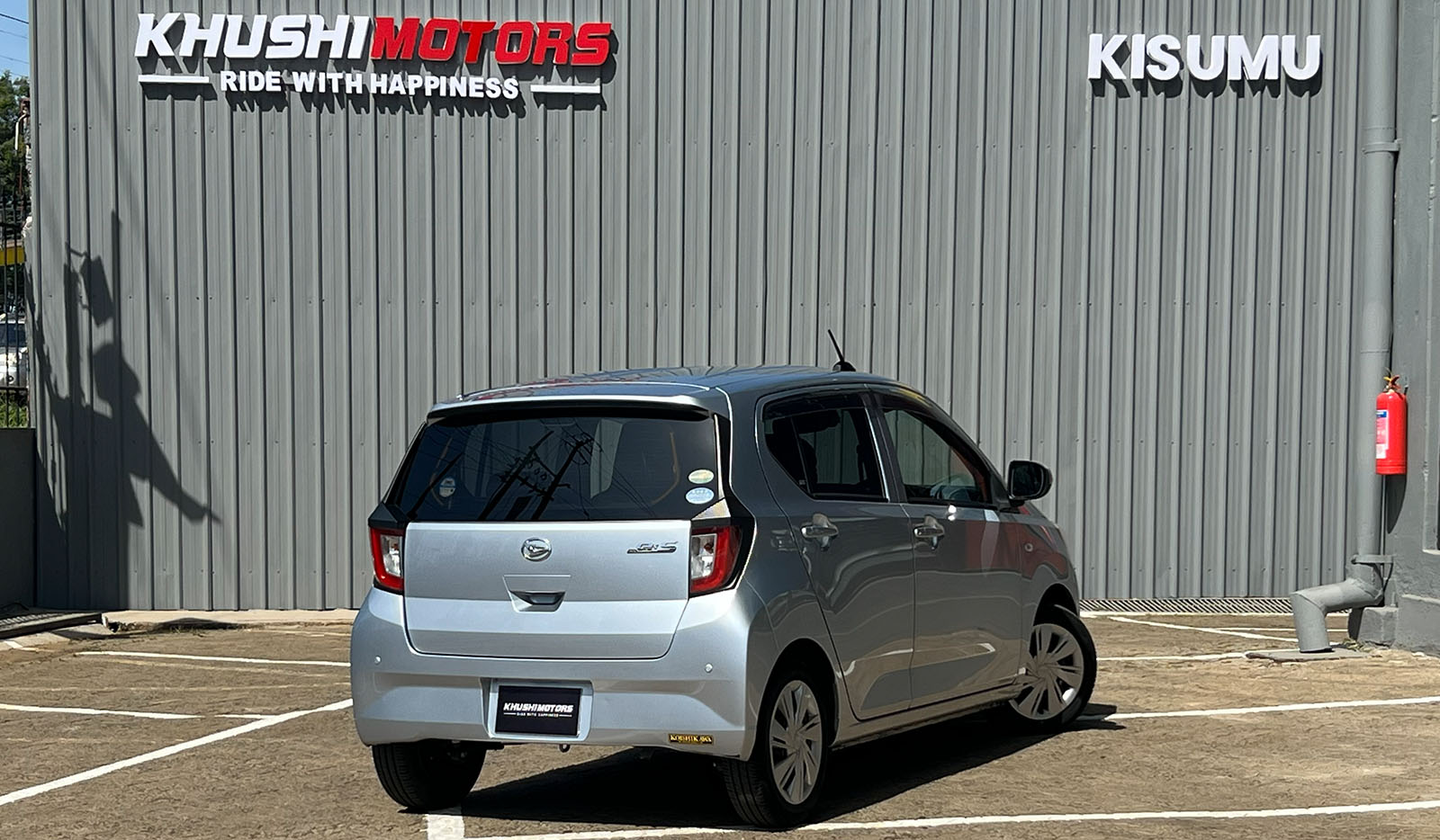 2018 Daihatsu Mira Es image-7