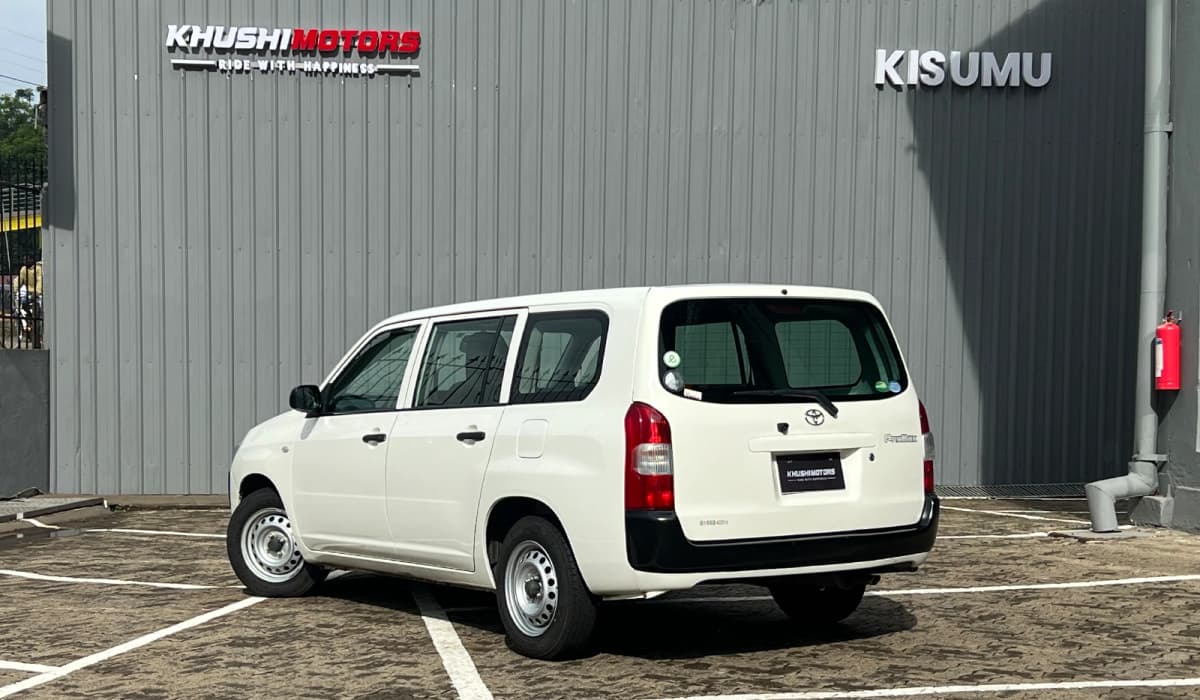 2018 Toyota Probox DX image-6