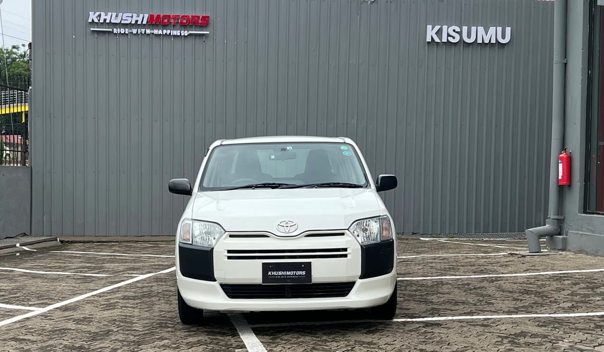 2018 Toyota Probox DX image-7
