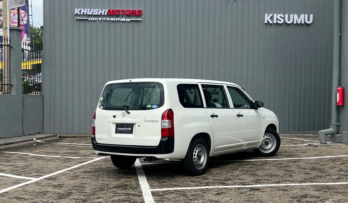 2018 Toyota Probox DX image-10