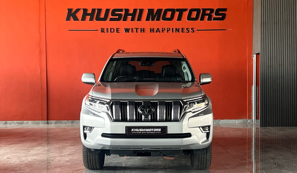 2021 Toyota Land Cruiser Prado VXL image-14