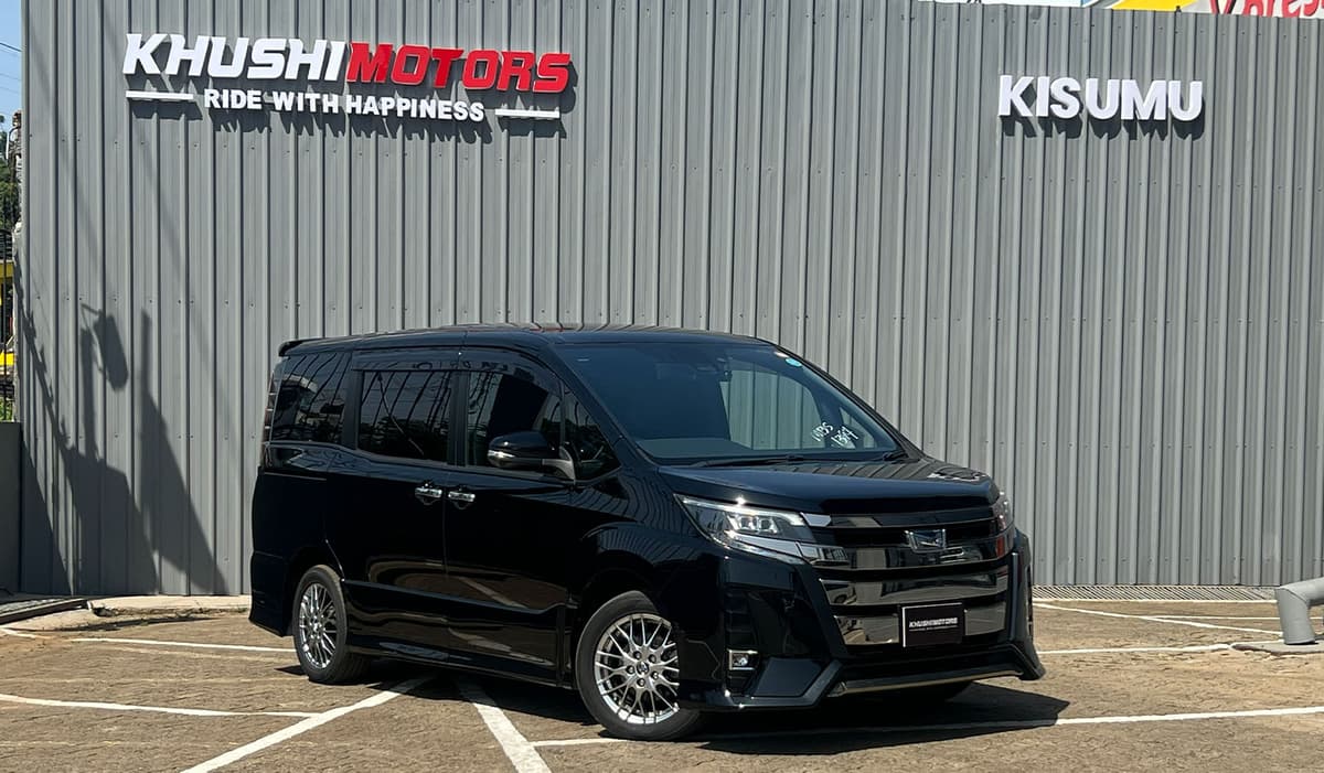 2018 Toyota Noah WXB image-1