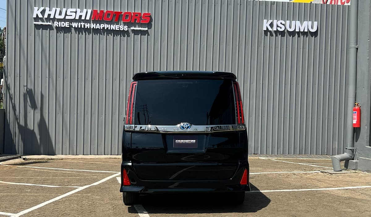 2018 Toyota Noah WXB image-8