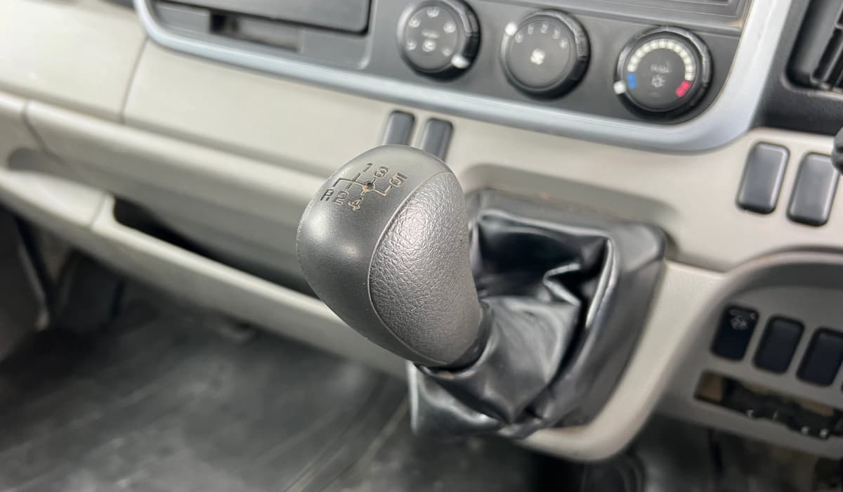 2018 Mitsubishi Fuso Canter Dump image-8