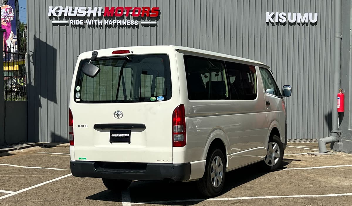 2018 Toyota Hiace Long DX image-8