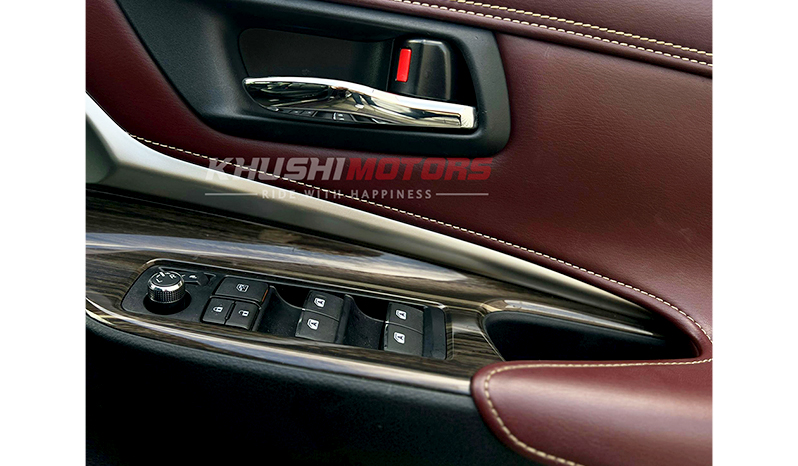 2013 Toyota Harrier image-13