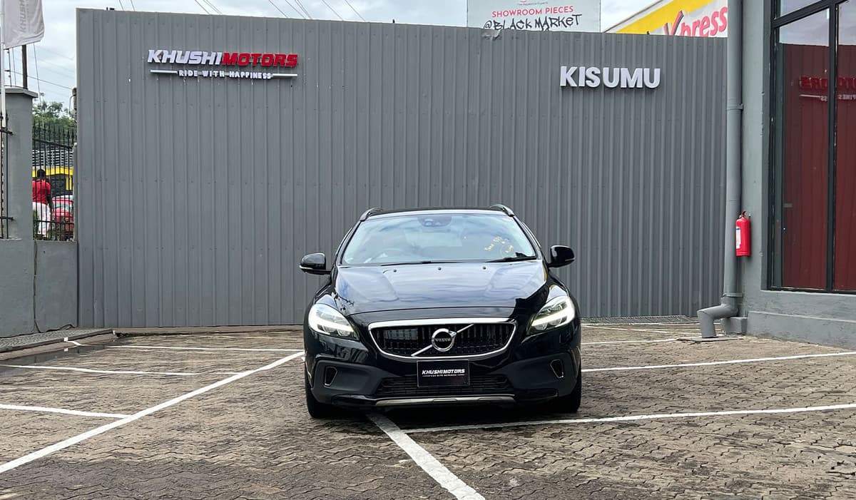 2018 Volvo V40 T5 image-2