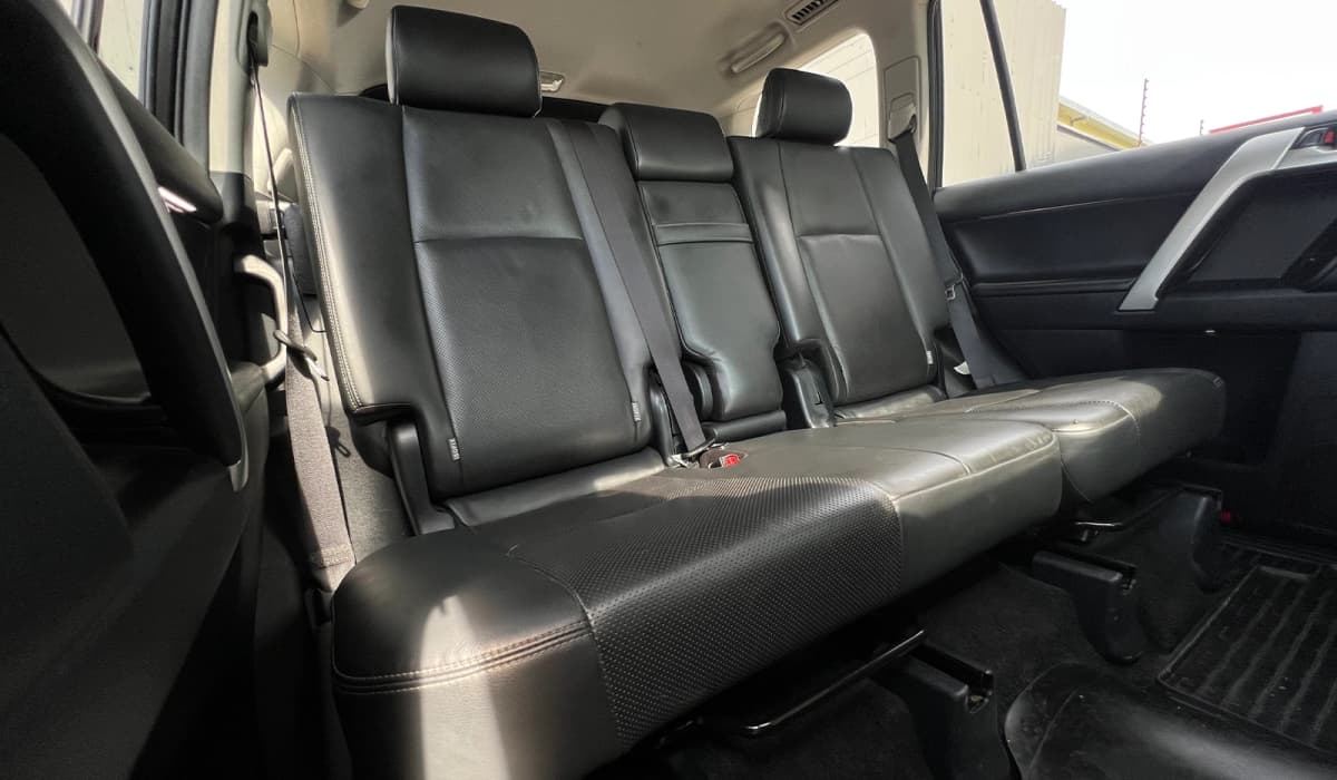 2021 Toyota Land Cruiser Prado VXL image-4
