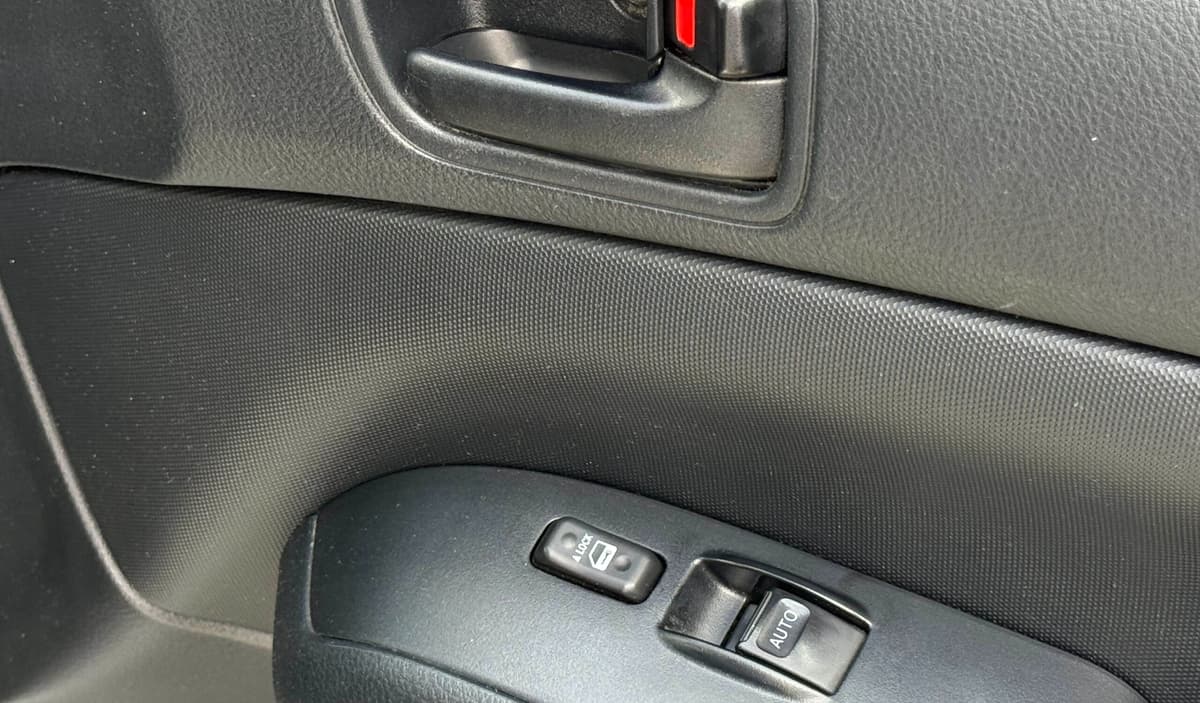 2019 Toyota Probox Hybrid DX Comfort image-19