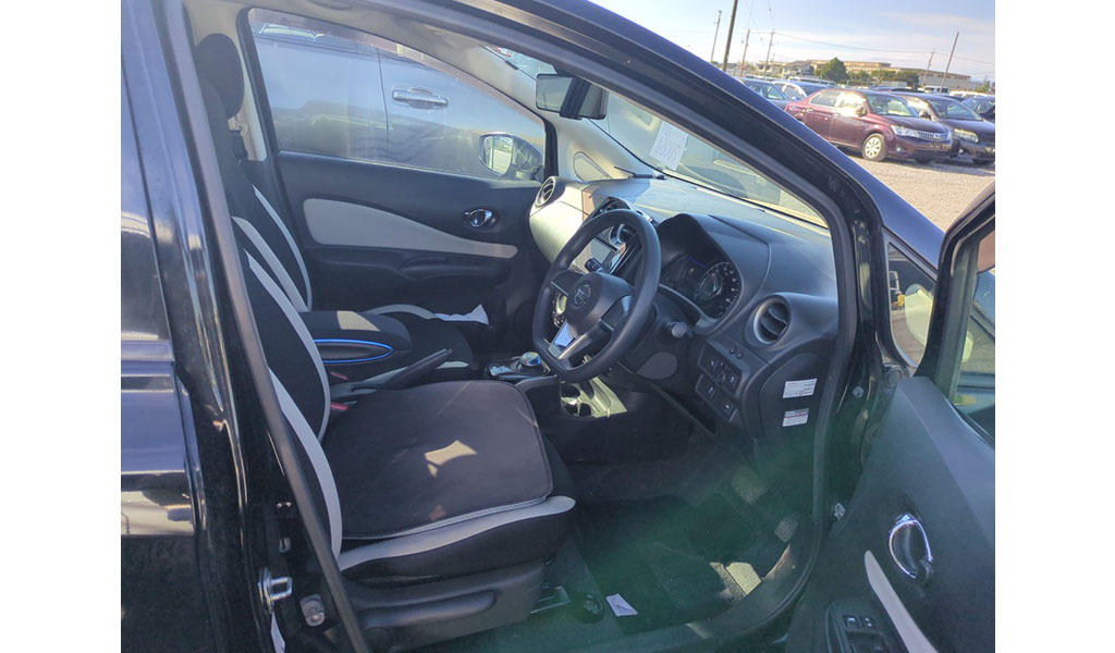 2018 Nissan Note E-Power X image-7