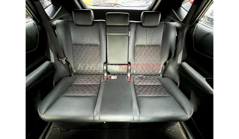 2017 Toyota Harrier Hybrid Elegance image-16