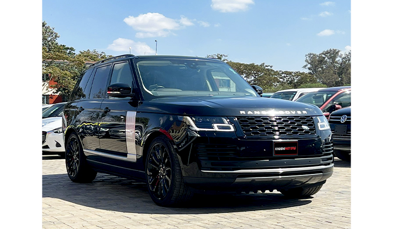 2019 Land Rover Range Rover Vogue image-2