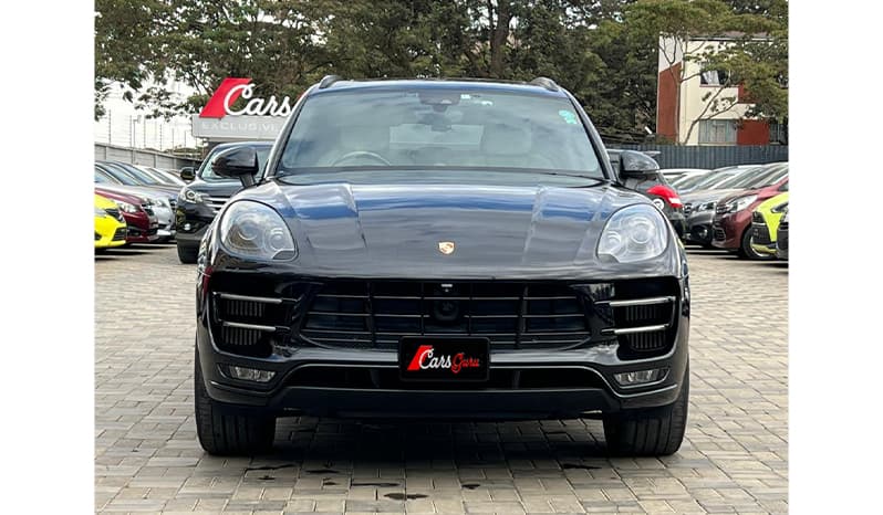 2016 Porsche Macan image-2