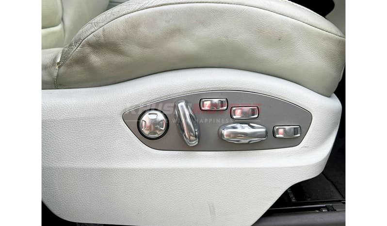 2016 Porsche Macan image-18