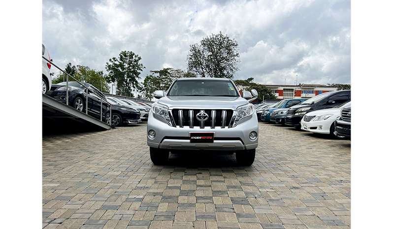 2016 Toyota Land Cruiser Prado TX image-1