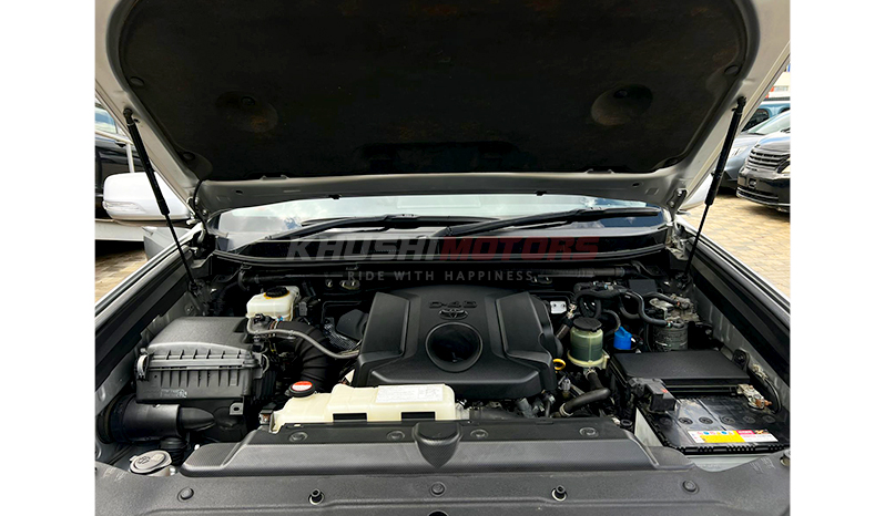 2016 Toyota Land Cruiser Prado TX image-20