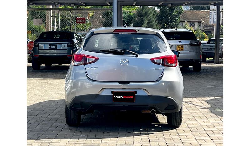 2016 Mazda Demio S image-8