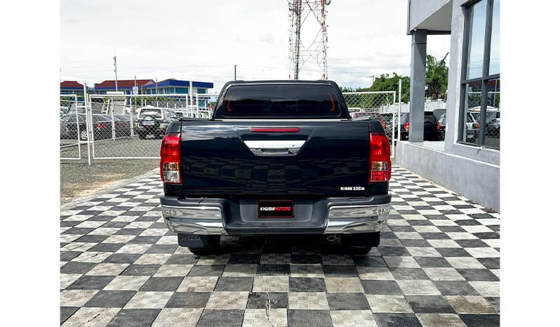 2018 Toyota Hilux image-4