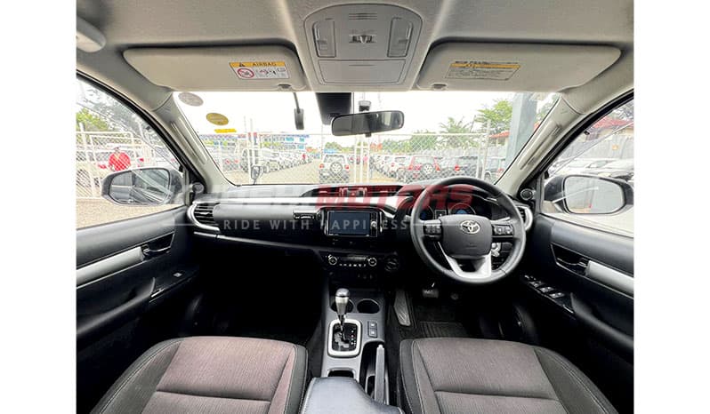 2018 Toyota Hilux image-8