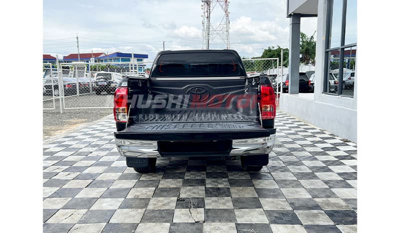 2018 Toyota Hilux image-10