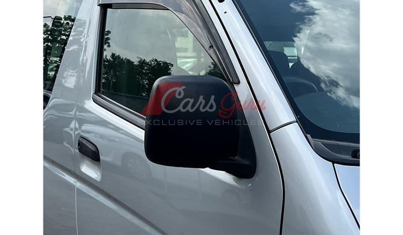 2016 Toyota Hiace Regius Long DX image-6