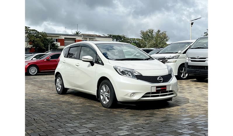 2015 Nissan Note X image-2