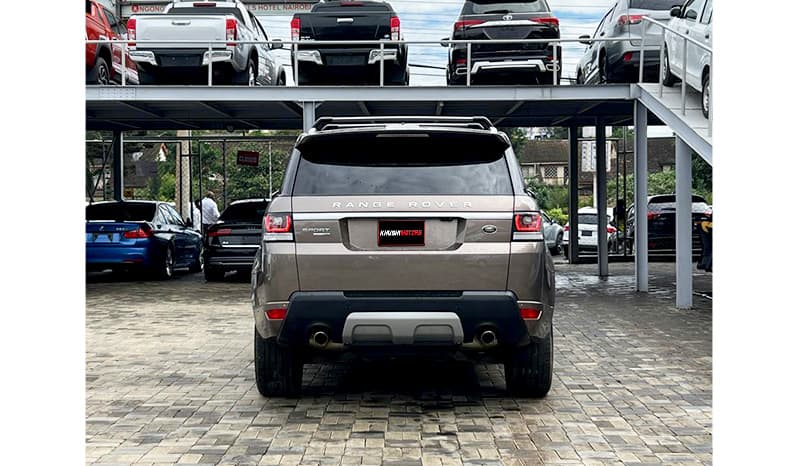 2016 Land Rover Range Rover Sport image-3