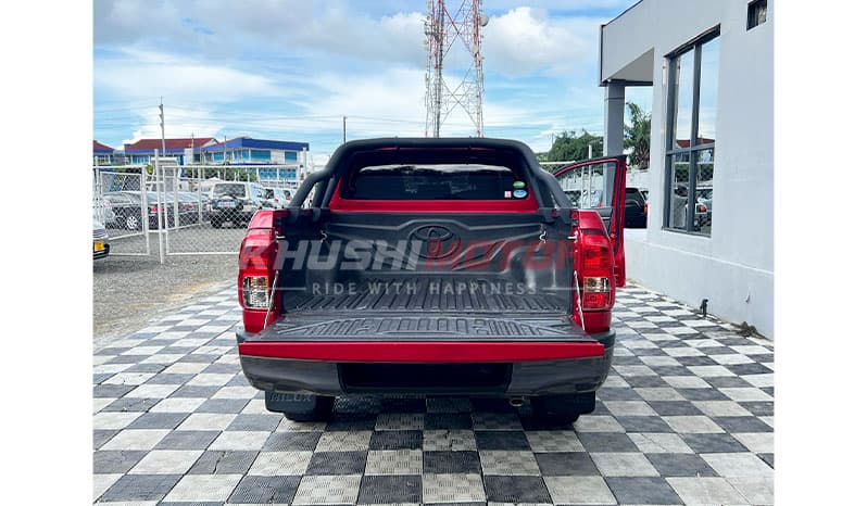 2019 Toyota Hilux image-7