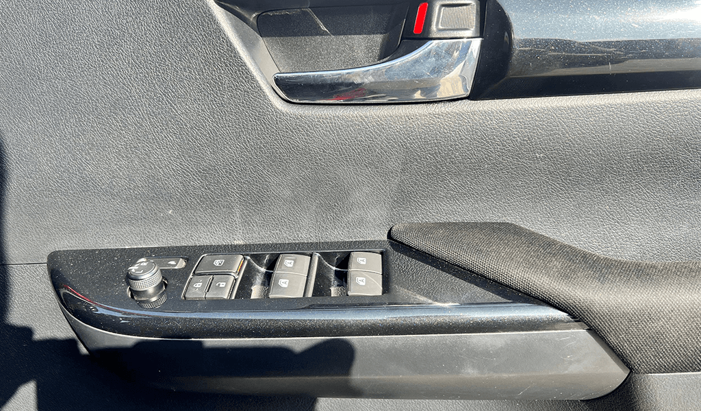 2019 Toyota Hilux image-29