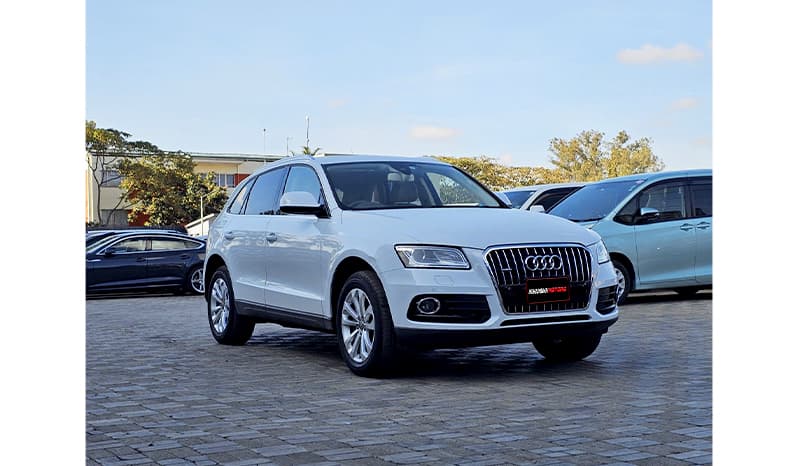 2016 Audi Q5 TFSI Quatro image-2