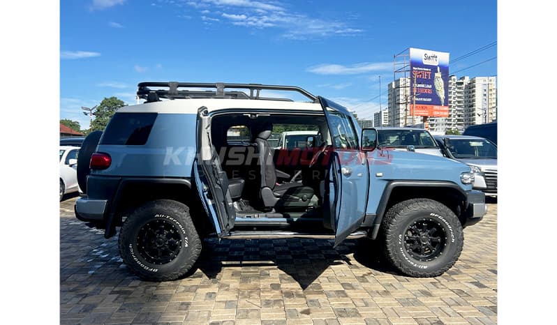 2016 Toyota Fj Cruiser Color Packge image-8